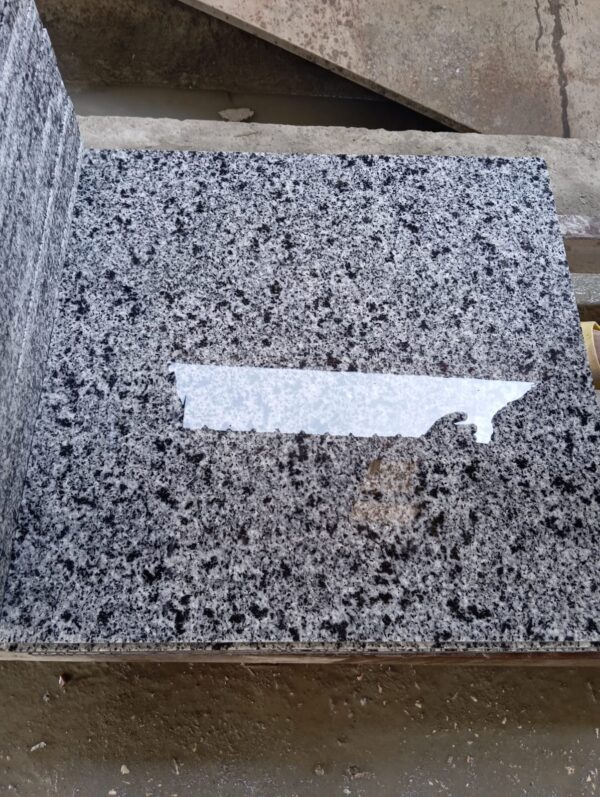 New Halayab Granite - Image 2